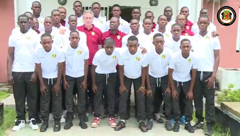 Visite du Ministre aux diables rouges U17