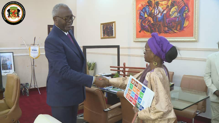 Le Ministre échange avec la représentante résidente du PNUD Adama Dian BARRY